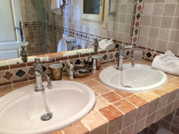 Hôtel La Grande Bastide : photo 6 de la chambre chambre supérieure