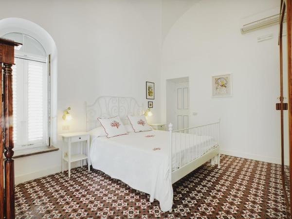 Suite Villa Carolina : photo 3 de la chambre chambre double avec terrasse