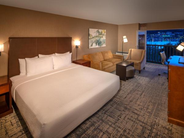 Silver Cloud Hotel - Seattle Lake Union : photo 2 de la chambre chambre lit king-size - vue sur lac