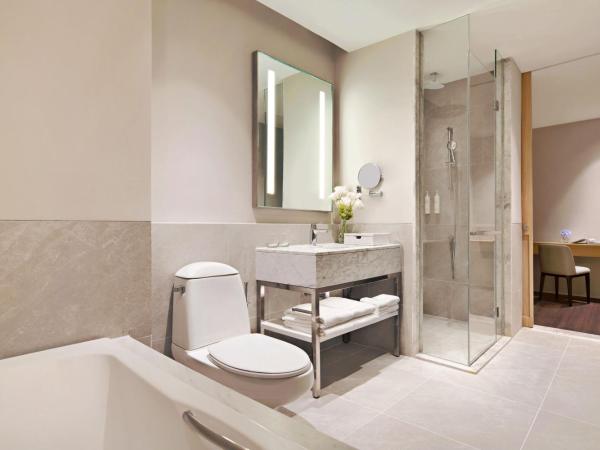 Marriott Executive Apartments Bangkok, Sukhumvit 101 : photo 5 de la chambre two-bedroom apartment with one king bed and one king bed