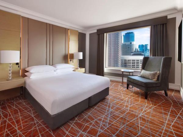 Brisbane Marriott Hotel : photo 1 de la chambre executive level, 1 bedroom presidential suite, 1 king, river view, high floor, whirlpool