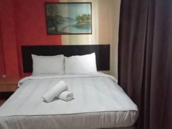 Hotel at Malabar Buiding Masjid India : photo 1 de la chambre chambre lit queen-size deluxe