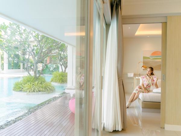 The Sea Cret Hua Hin : photo 7 de la chambre suite avec accès direct à la piscine