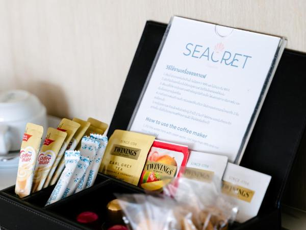 The Sea Cret Hua Hin : photo 2 de la chambre suite avec baignoire spa