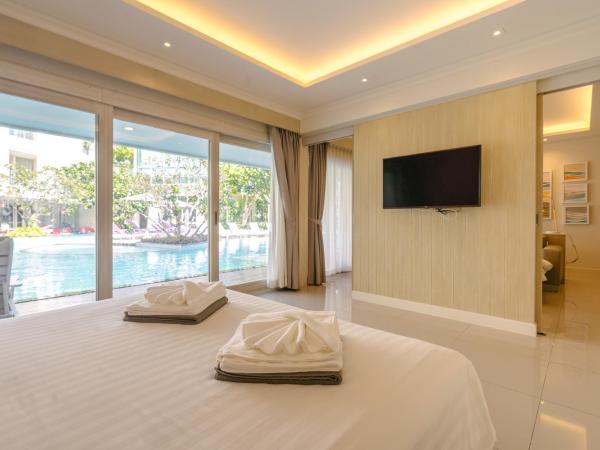 The Sea Cret Hua Hin : photo 4 de la chambre suite avec accès direct à la piscine