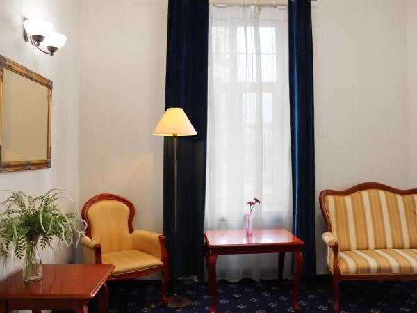 Hotel Europejski Wrocław Centrum : photo 2 de la chambre suite