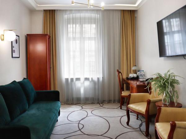 Hotel Europejski Wrocław Centrum : photo 4 de la chambre appartement
