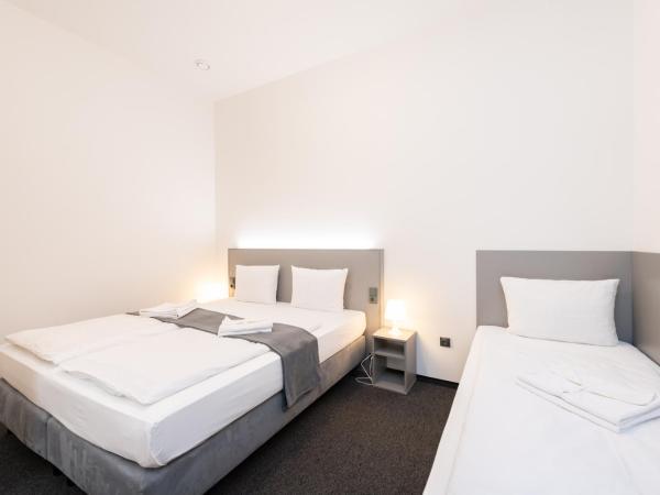 Narodni Stay : photo 5 de la chambre chambre triple - sans fenêtre