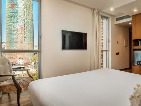 Hotel SB Glow 4 Sup : photo 1 de la chambre chambre double - vue sur tour glòries