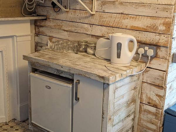 Bunkhouse Bournemouth : photo 2 de la chambre chambre familiale avec douche 