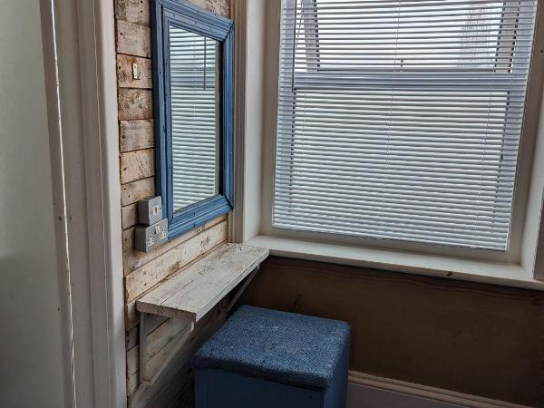 Bunkhouse Bournemouth : photo 8 de la chambre chambre familiale avec douche 