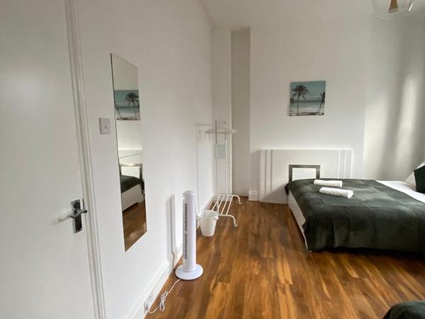 Comfy Private Bedrooms across the Euston Station : photo 10 de la chambre chambre quadruple confort