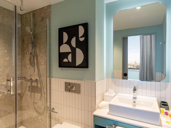 Hyatt Place London City East : photo 1 de la chambre chambre king premium avec terrasse