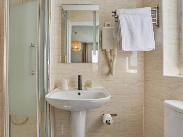 Hipotel Paris Gare du Nord Merryl : photo 1 de la chambre chambre simple