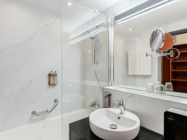 Danubius Hotel Hungaria City Center : photo 4 de la chambre chambre lits jumeaux supérieure