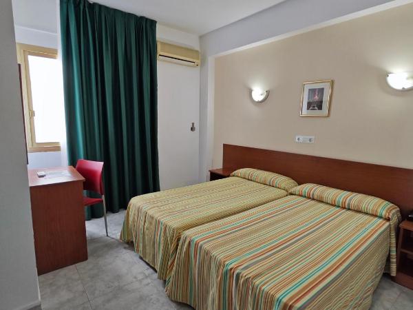 Hotel Camposol : photo 1 de la chambre chambre double ou lits jumeaux
