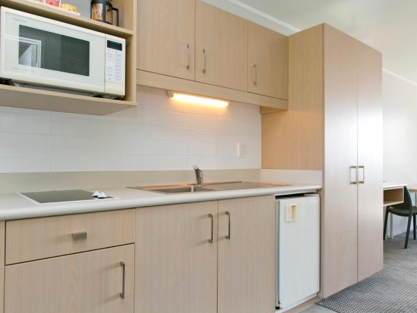 Anchorage Resort Taupo NZ : photo 10 de la chambre studio avec vue sur lac