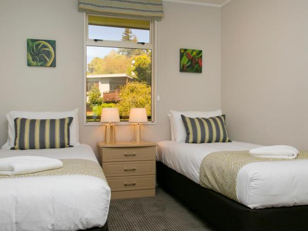 Anchorage Resort Taupo NZ : photo 9 de la chambre appartement 3 chambres - vue sur lac