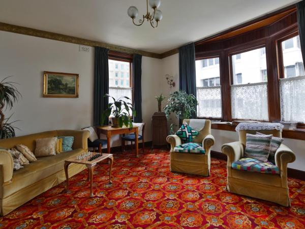 Astor Private Hotel : photo 1 de la chambre chambre simple standard avec salle de bains commune