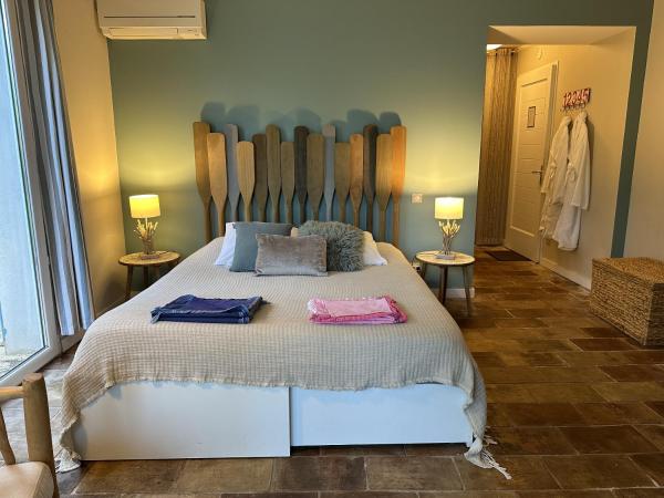 La Singulière : photo 3 de la chambre chambre double avec salle de bains privative