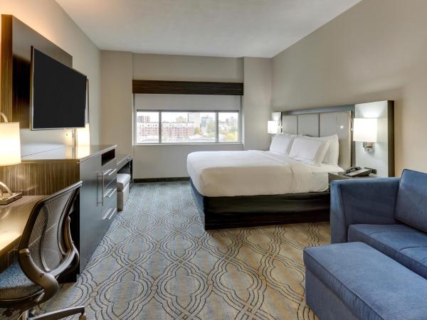 DoubleTree by Hilton St. Louis Forest Park : photo 3 de la chambre chambre lit king-size