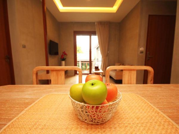 Chu Hotel : photo 10 de la chambre suite