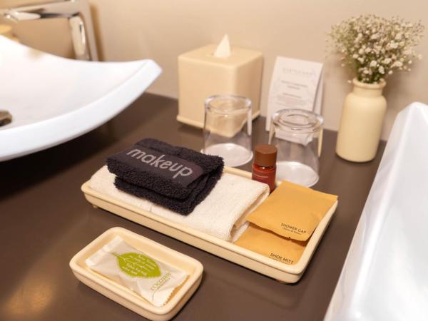 Cartesiano Boutique & Wellness Hotel : photo 4 de la chambre chambre lit king-size avec balcon