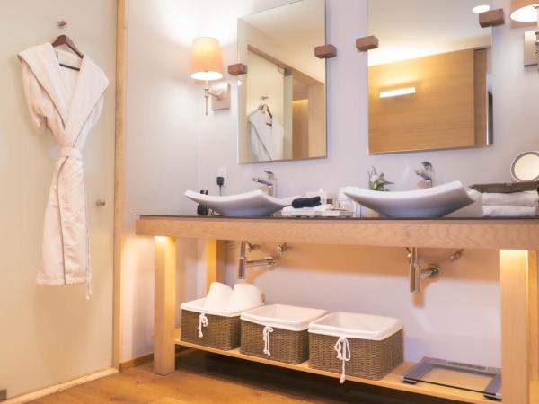 Cartesiano Boutique & Wellness Hotel : photo 3 de la chambre chambre lit king-size avec balcon