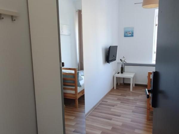 Villa 31 : photo 3 de la chambre petite chambre simple