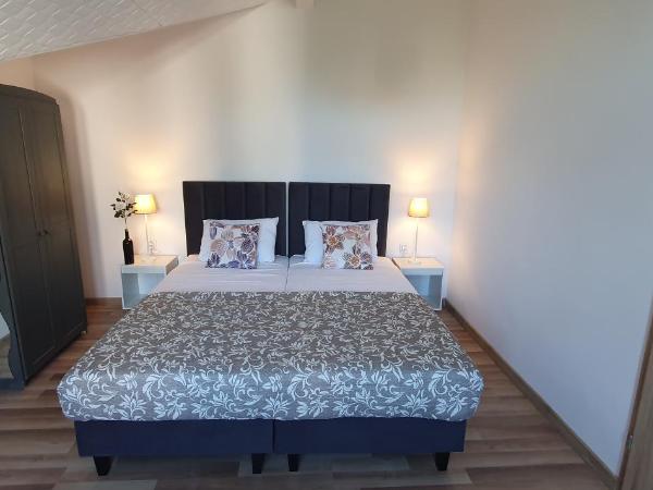 Villa 31 : photo 3 de la chambre grande chambre double