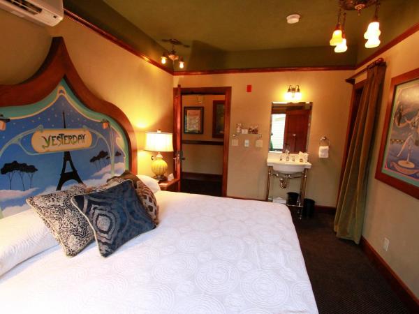 McMenamins Kennedy School : photo 9 de la chambre king english no pets