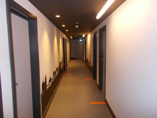 Brxxl 5 City Centre Hostel : photo 4 de la chambre dortoir privé pour 5 personnes