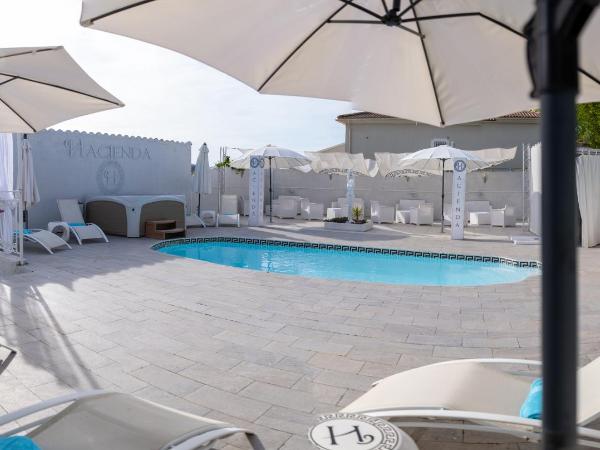 Hacienda LA Demeure : photo 2 de la chambre suite avec jacuzzi