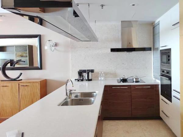 The Sandalwood Beijing Marriott Executive Apartments : photo 1 de la chambre one-bedroom apartment + 108㎡ + private bedroom + private living room + open-plan kitchen + laundry room + complimentary high-speed internet
