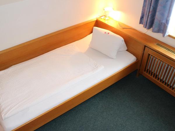 Pension - Alt - Strassgang : photo 5 de la chambre chambre simple