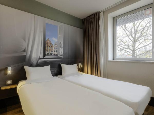 B&B HOTEL Arras : photo 3 de la chambre chambre lits jumeaux
