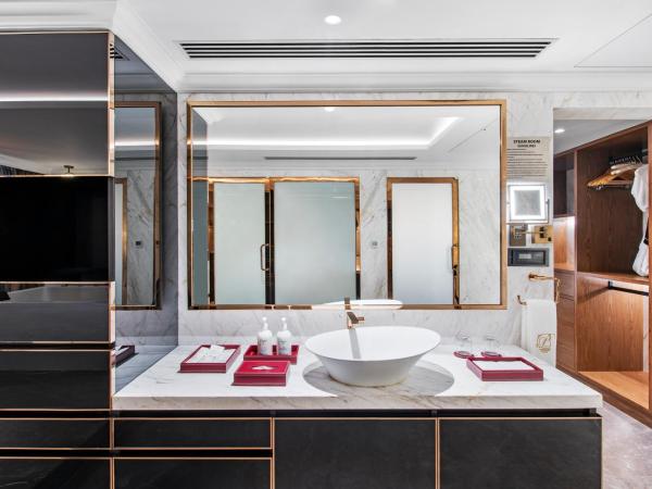 Radisson Blu Hotel & Suites GRT Chennai : photo 6 de la chambre presidential penthouse suite with airport transfers and club lounge access