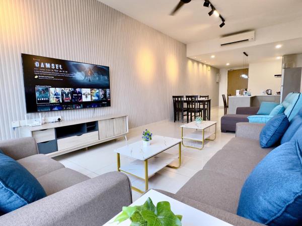 MidValley Southkey Mosaic 6-9pax Netflix-SmartTV70inch : photo 3 de la chambre appartement supérieur 2 chambres
