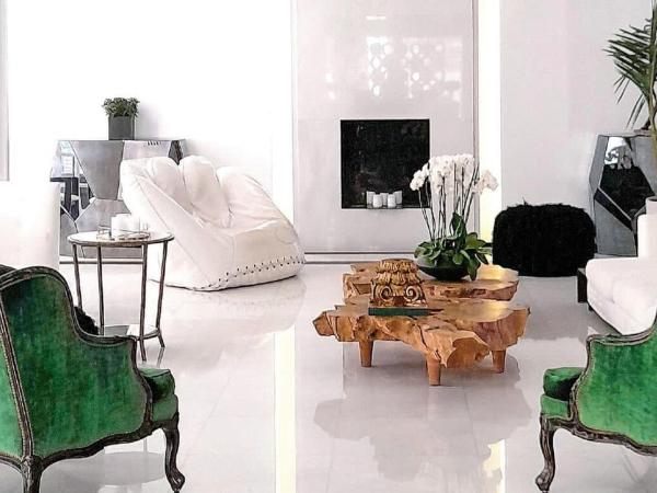 Fantastic 1BR Suite in the Heart of Athens : photo 9 de la chambre suite