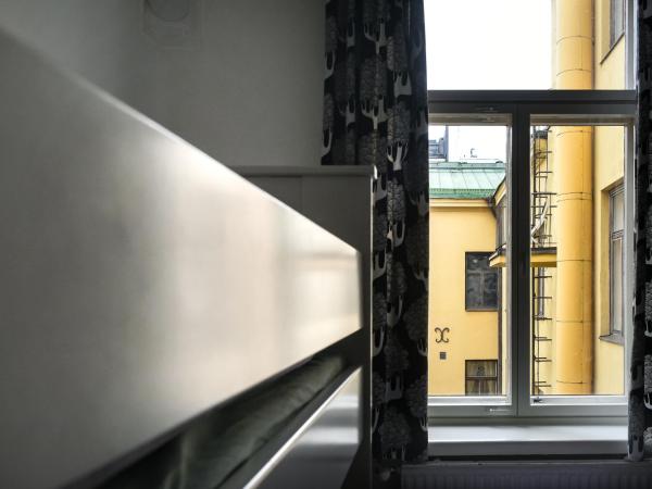 Hostel Diana Park : photo 4 de la chambre lit simple dans dortoir mixte de 5 lits