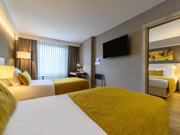 Ramada Istanbul Grand Bazaar : photo 4 de la chambre chambre familiale communicante