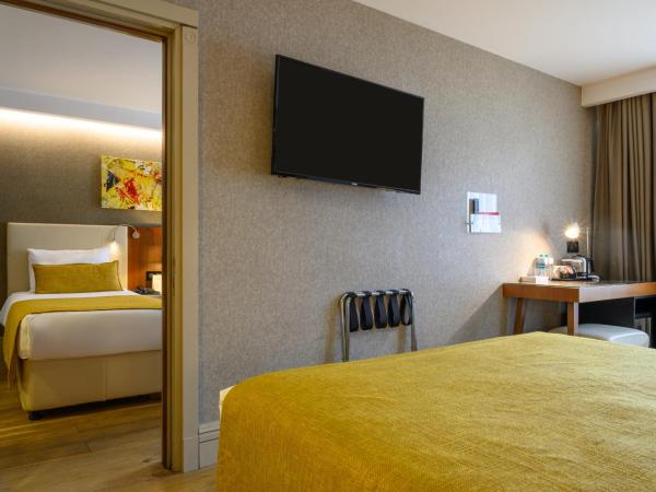 Ramada Istanbul Grand Bazaar : photo 8 de la chambre chambre familiale communicante