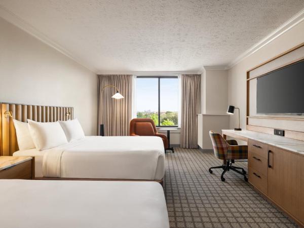 Crowne Plaza Louisville Airport Expo Ctr, an IHG Hotel : photo 5 de la chambre chambre standard avec 2 lits queen-size