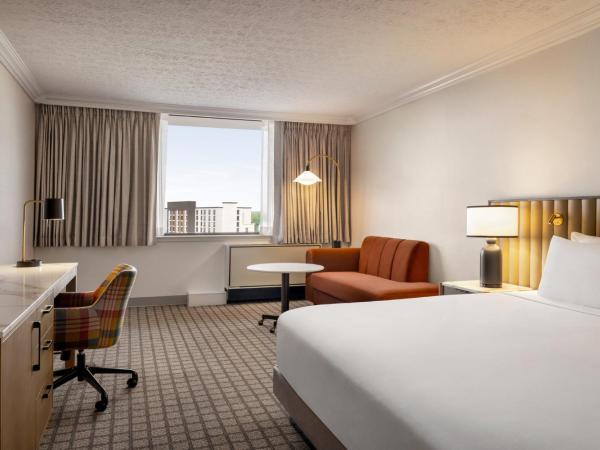 Crowne Plaza Louisville Airport Expo Ctr, an IHG Hotel : photo 5 de la chambre chambre standard