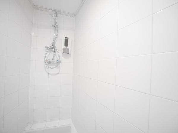 City Inn Paris : photo 7 de la chambre lit dans dortoir mixte de 4 lits