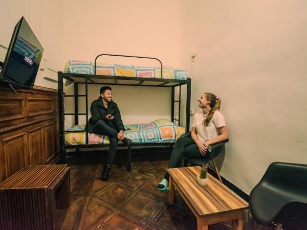 IDEAL SOCIAL Hostel : photo 1 de la chambre chambre double ou lits jumeaux Économique