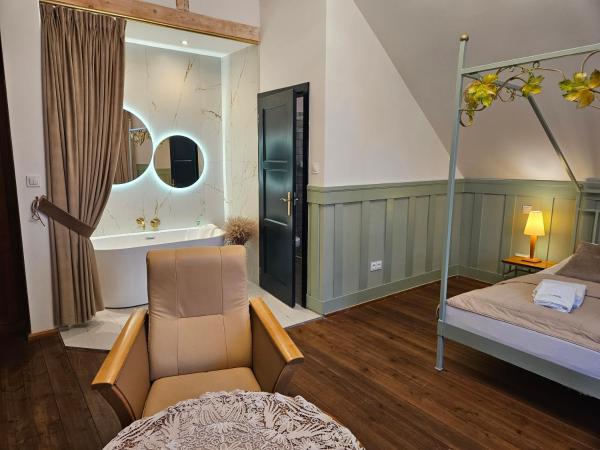 Dom Potok : photo 7 de la chambre chambre double deluxe avec baignoire
