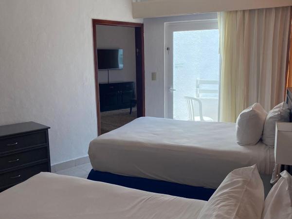 Departamento OK CANCUN PERLAS : photo 10 de la chambre appartement 2 chambres avec balcon et vue sur la mer