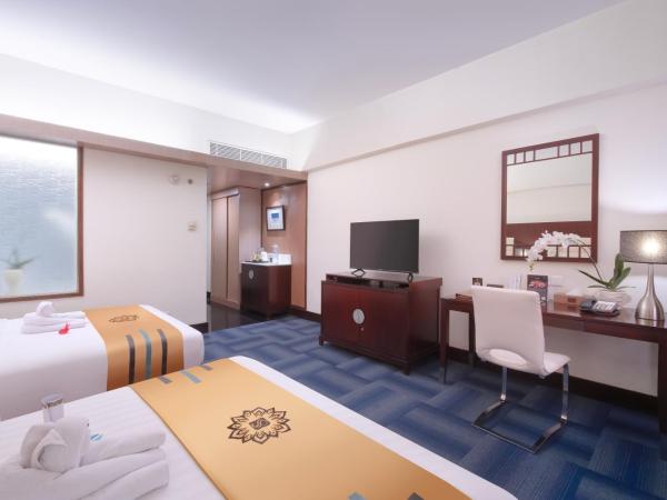 Merlynn Park Hotel : photo 4 de la chambre suite familiale