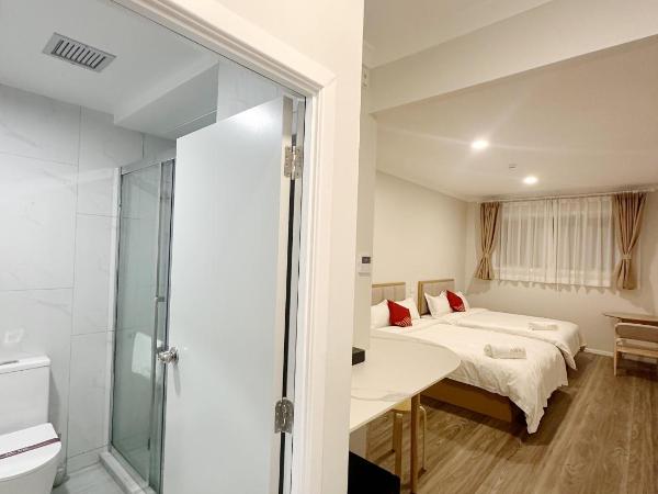 AWA Hotel : photo 2 de la chambre chambre double supérieure avec deux lits doubles